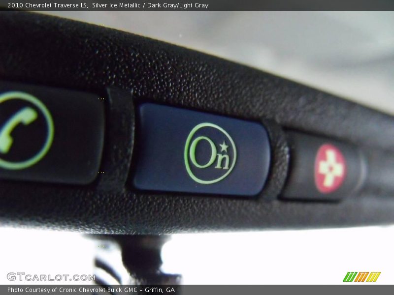 Silver Ice Metallic / Dark Gray/Light Gray 2010 Chevrolet Traverse LS