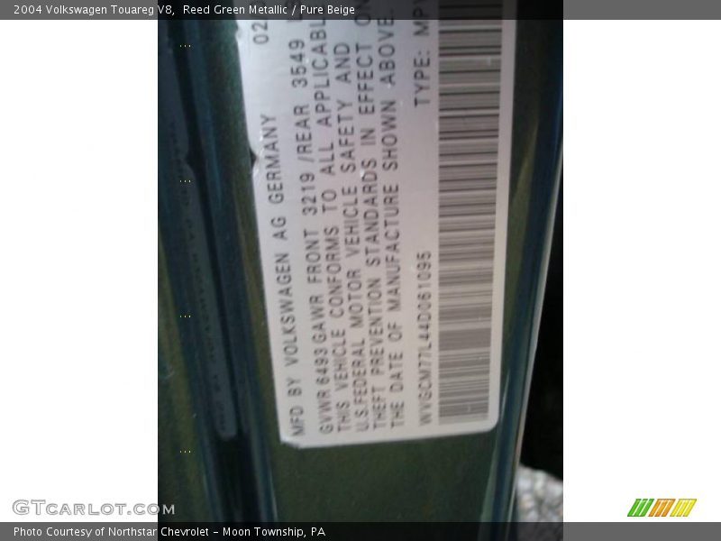 Reed Green Metallic / Pure Beige 2004 Volkswagen Touareg V8