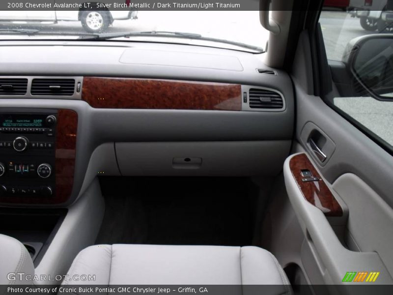 Silver Birch Metallic / Dark Titanium/Light Titanium 2008 Chevrolet Avalanche LT