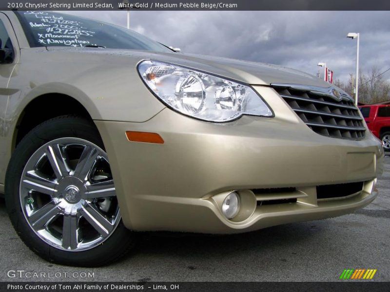 White Gold / Medium Pebble Beige/Cream 2010 Chrysler Sebring Limited Sedan
