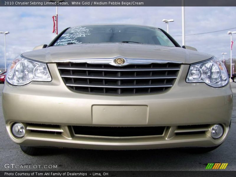 White Gold / Medium Pebble Beige/Cream 2010 Chrysler Sebring Limited Sedan