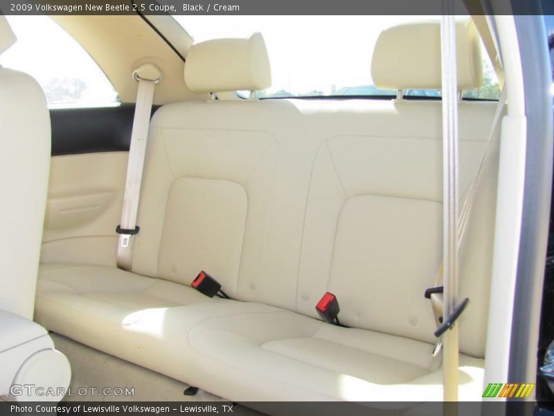 Black / Cream 2009 Volkswagen New Beetle 2.5 Coupe