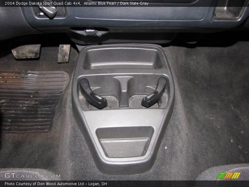 Atlantic Blue Pearl / Dark Slate Gray 2004 Dodge Dakota Sport Quad Cab 4x4