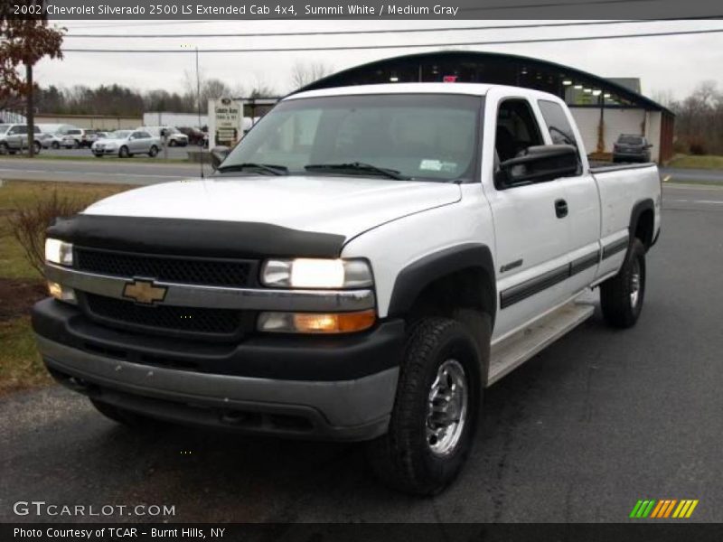 Summit White / Medium Gray 2002 Chevrolet Silverado 2500 LS Extended Cab 4x4
