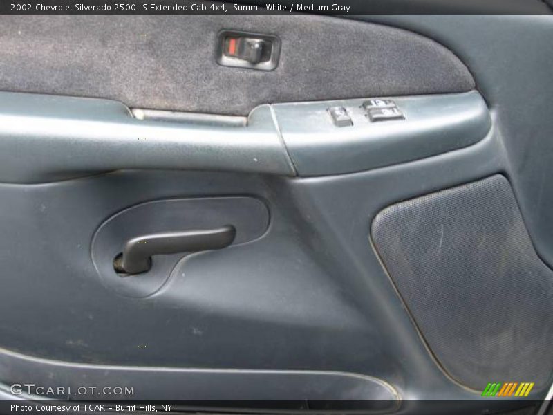 Summit White / Medium Gray 2002 Chevrolet Silverado 2500 LS Extended Cab 4x4