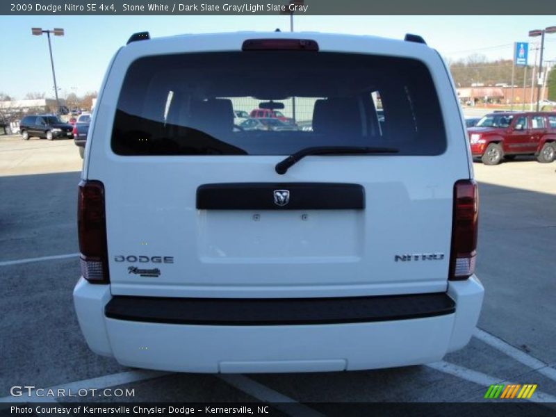 Stone White / Dark Slate Gray/Light Slate Gray 2009 Dodge Nitro SE 4x4