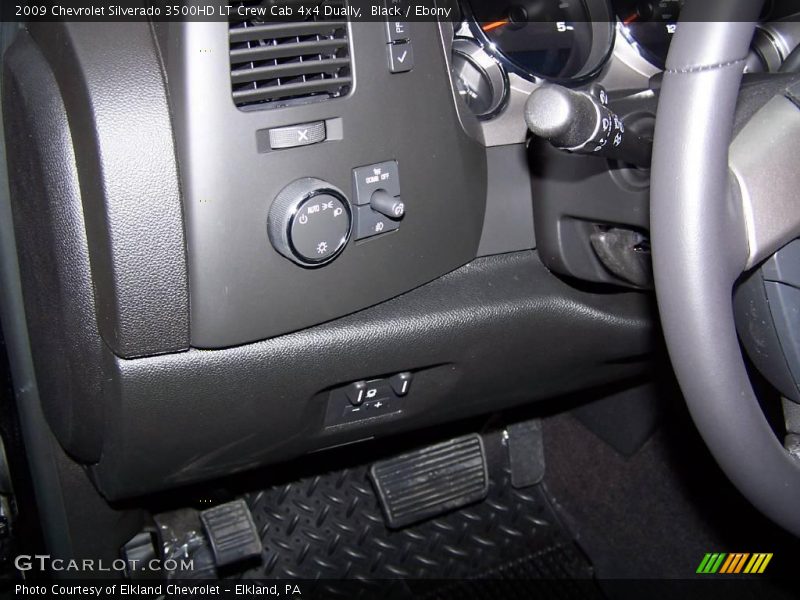 Black / Ebony 2009 Chevrolet Silverado 3500HD LT Crew Cab 4x4 Dually