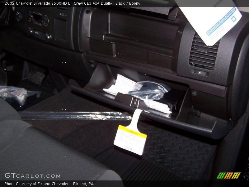 Black / Ebony 2009 Chevrolet Silverado 3500HD LT Crew Cab 4x4 Dually