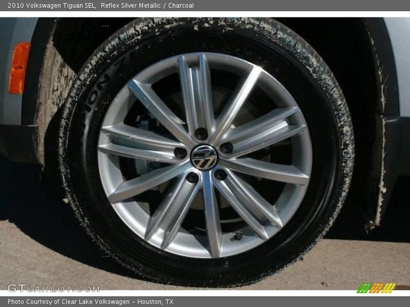 Reflex Silver Metallic / Charcoal 2010 Volkswagen Tiguan SEL