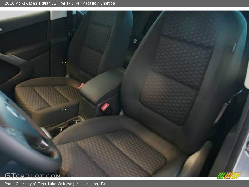 Reflex Silver Metallic / Charcoal 2010 Volkswagen Tiguan SE