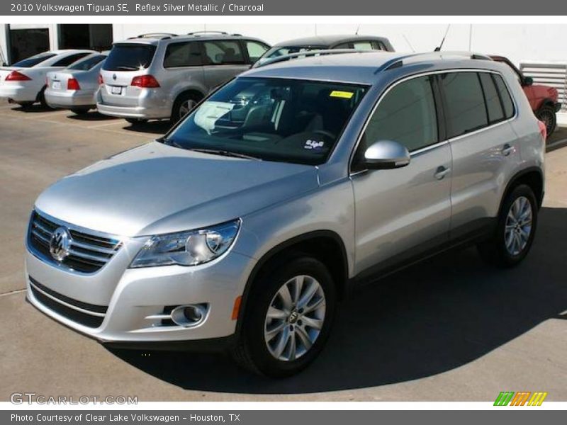 Reflex Silver Metallic / Charcoal 2010 Volkswagen Tiguan SE