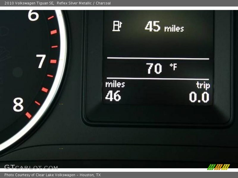 Reflex Silver Metallic / Charcoal 2010 Volkswagen Tiguan SE