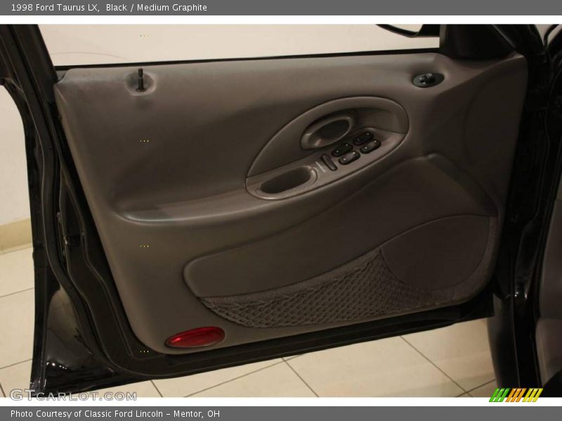 Black / Medium Graphite 1998 Ford Taurus LX