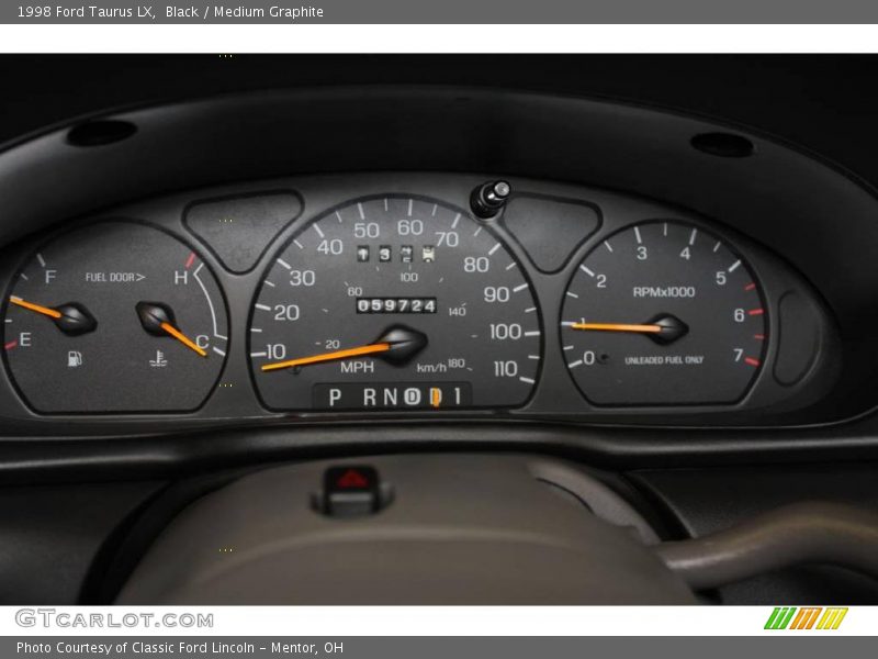 Black / Medium Graphite 1998 Ford Taurus LX