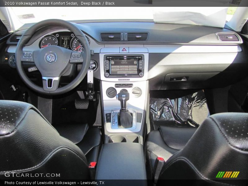 Deep Black / Black 2010 Volkswagen Passat Komfort Sedan