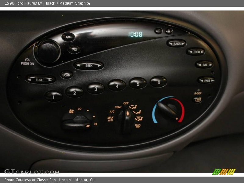 Black / Medium Graphite 1998 Ford Taurus LX