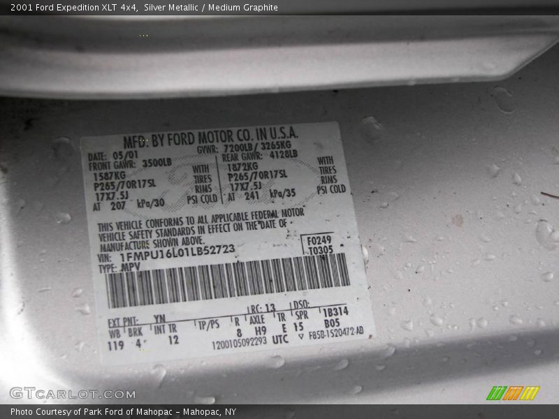 Silver Metallic / Medium Graphite 2001 Ford Expedition XLT 4x4