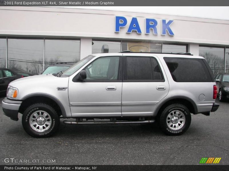 Silver Metallic / Medium Graphite 2001 Ford Expedition XLT 4x4