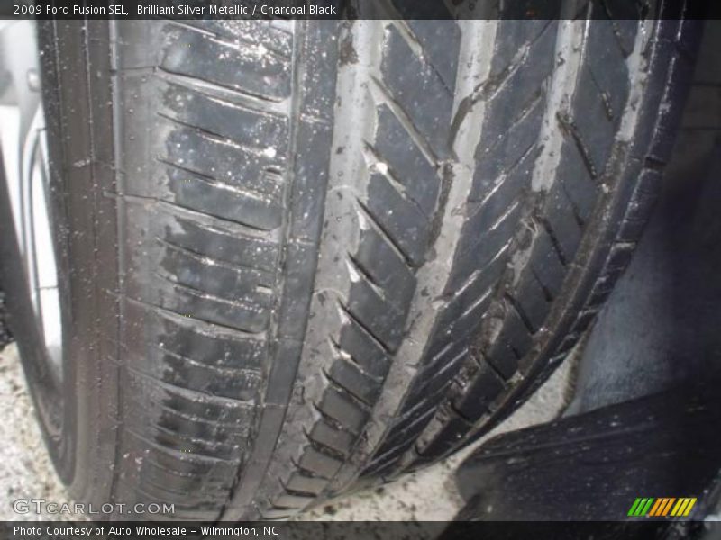 Brilliant Silver Metallic / Charcoal Black 2009 Ford Fusion SEL