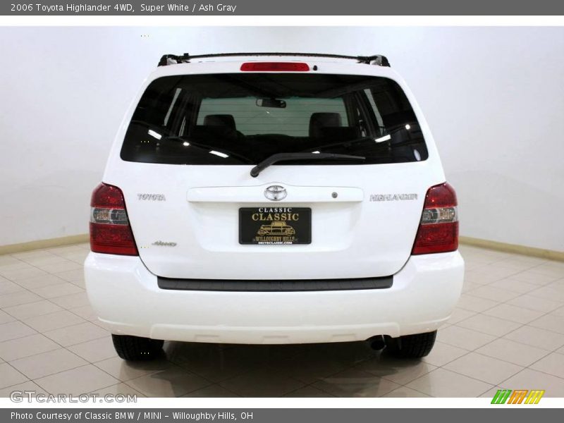 Super White / Ash Gray 2006 Toyota Highlander 4WD