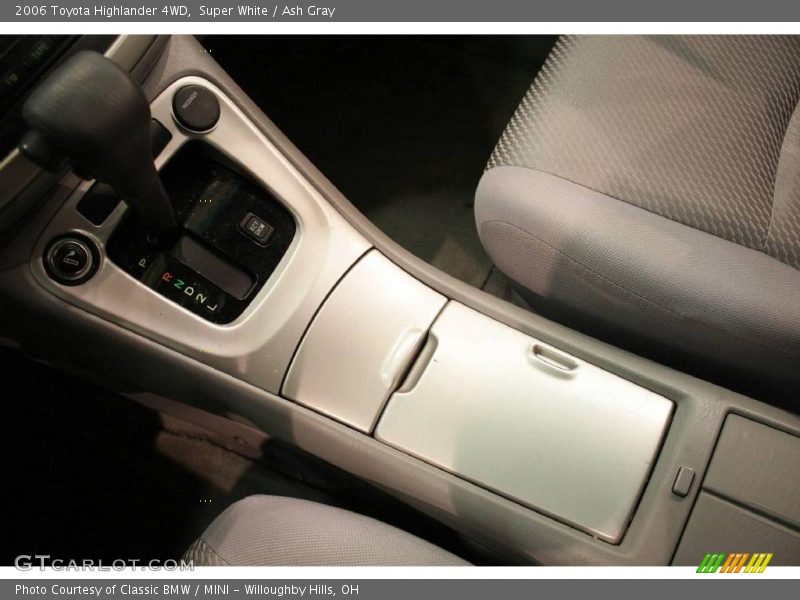 Super White / Ash Gray 2006 Toyota Highlander 4WD