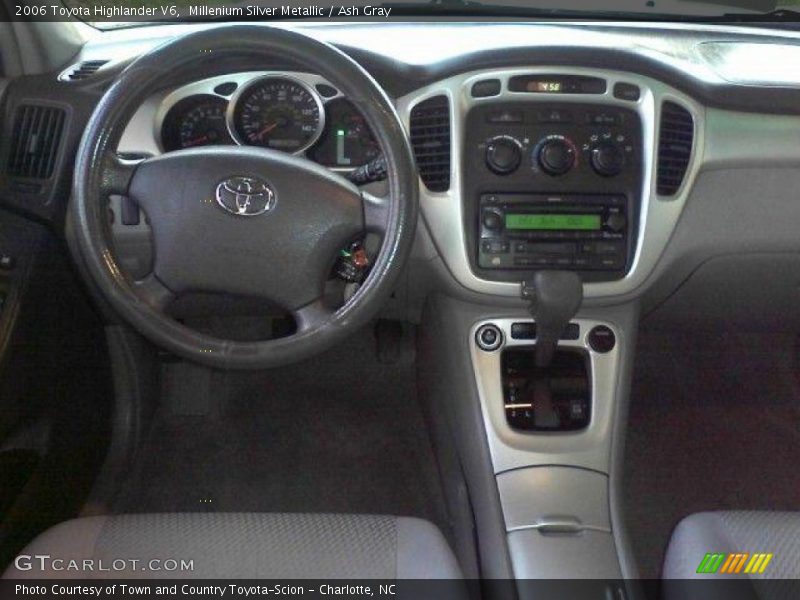 Millenium Silver Metallic / Ash Gray 2006 Toyota Highlander V6