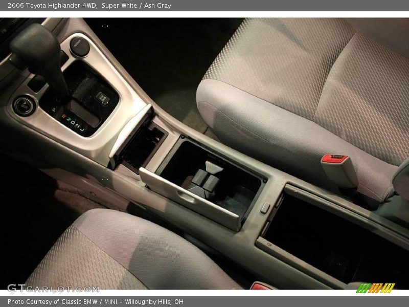 Super White / Ash Gray 2006 Toyota Highlander 4WD