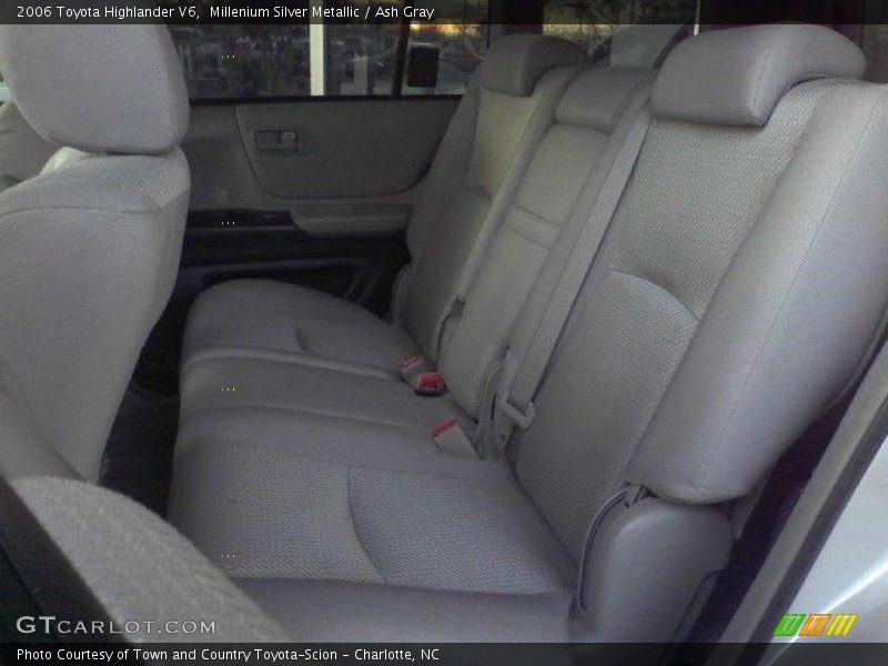 Millenium Silver Metallic / Ash Gray 2006 Toyota Highlander V6