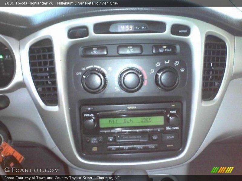 Millenium Silver Metallic / Ash Gray 2006 Toyota Highlander V6