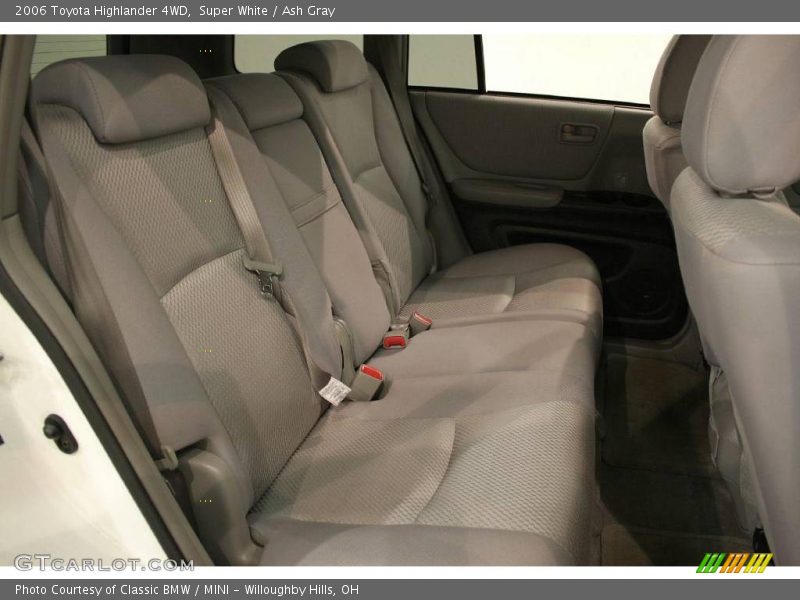 Super White / Ash Gray 2006 Toyota Highlander 4WD