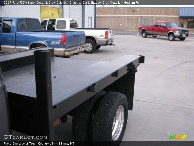Dark Shadow Grey Metallic / Medium Flint 2007 Ford F350 Super Duty XL Crew Cab 4x4 Chassis
