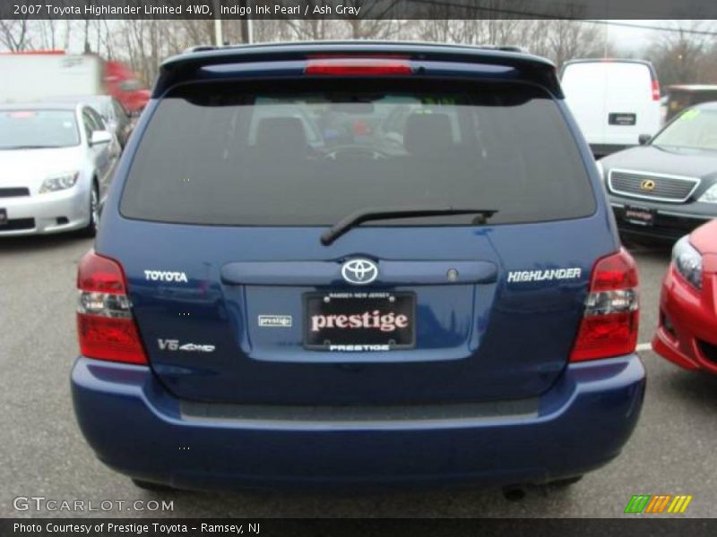 Indigo Ink Pearl / Ash Gray 2007 Toyota Highlander Limited 4WD