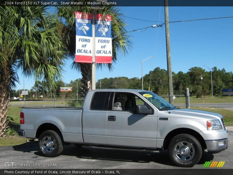Silver Metallic / Medium Graphite 2004 Ford F150 XLT SuperCab