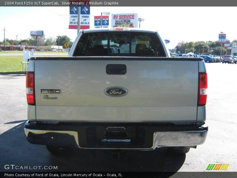 Silver Metallic / Medium Graphite 2004 Ford F150 XLT SuperCab