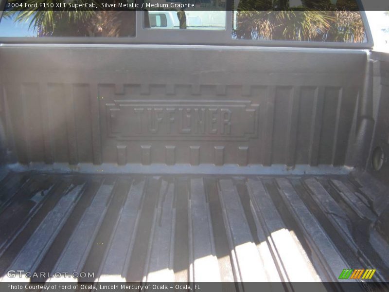 Silver Metallic / Medium Graphite 2004 Ford F150 XLT SuperCab