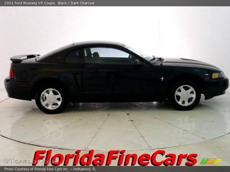 Black / Dark Charcoal 2001 Ford Mustang V6 Coupe