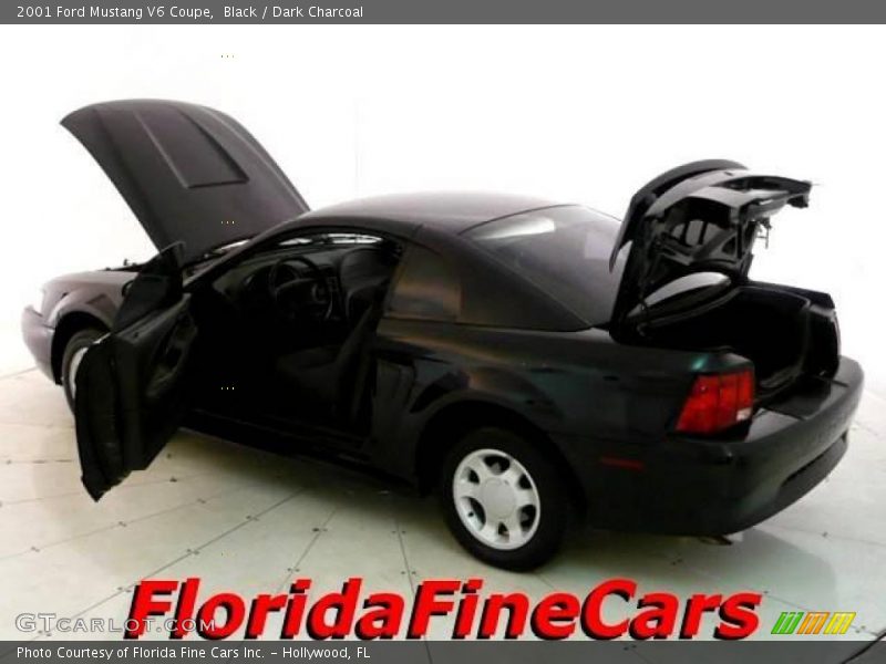 Black / Dark Charcoal 2001 Ford Mustang V6 Coupe