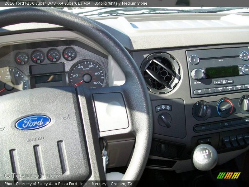 Oxford White / Medium Stone 2010 Ford F250 Super Duty FX4 SuperCab 4x4