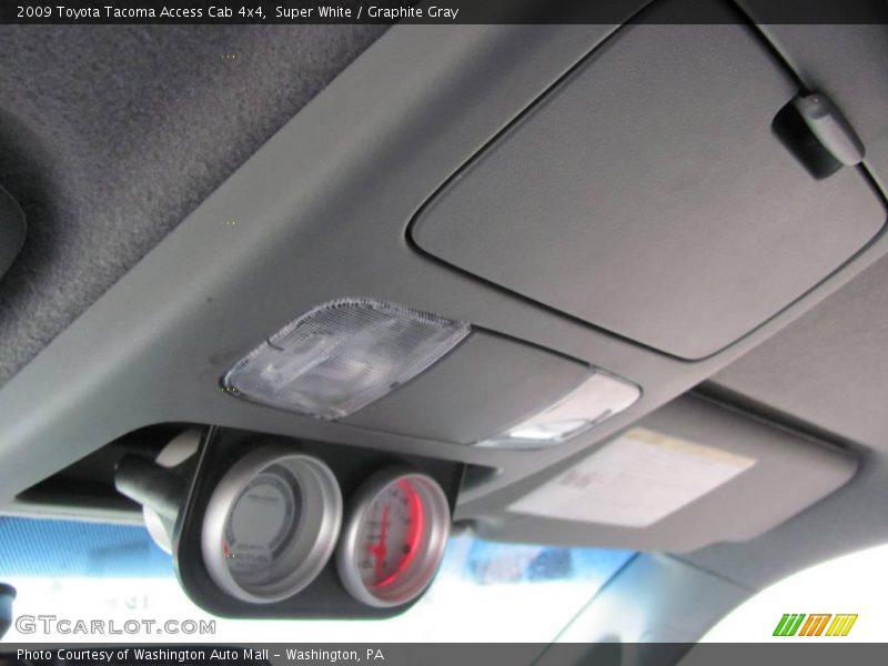 Super White / Graphite Gray 2009 Toyota Tacoma Access Cab 4x4