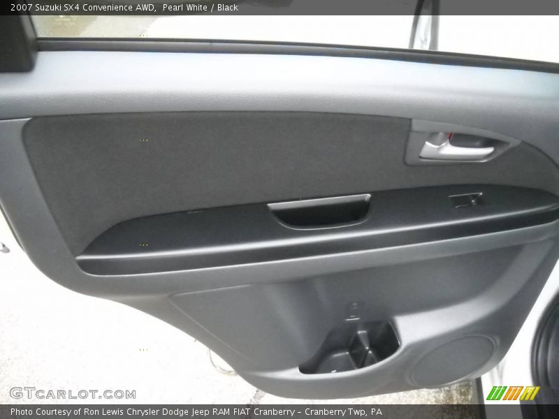 Pearl White / Black 2007 Suzuki SX4 Convenience AWD