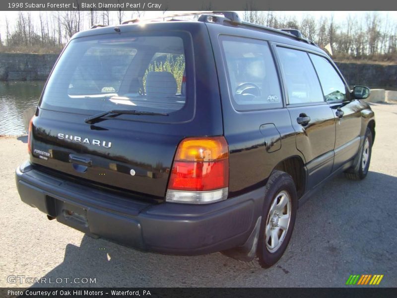 Black Diamond Pearl / Gray 1998 Subaru Forester L