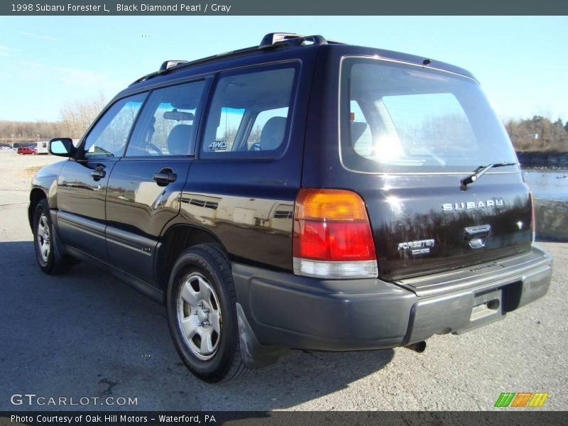 Black Diamond Pearl / Gray 1998 Subaru Forester L