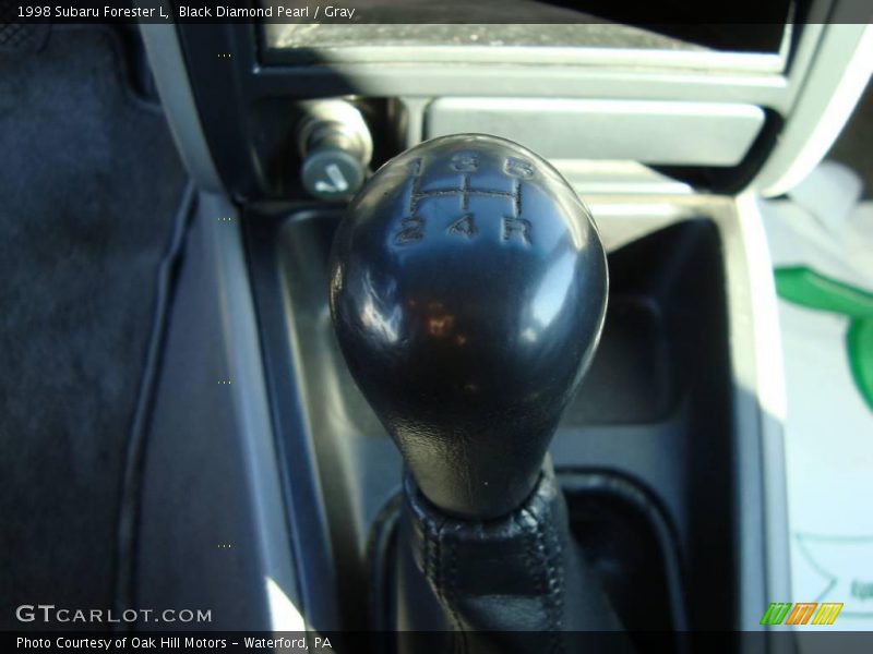 Black Diamond Pearl / Gray 1998 Subaru Forester L