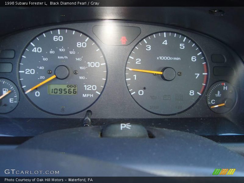 Black Diamond Pearl / Gray 1998 Subaru Forester L