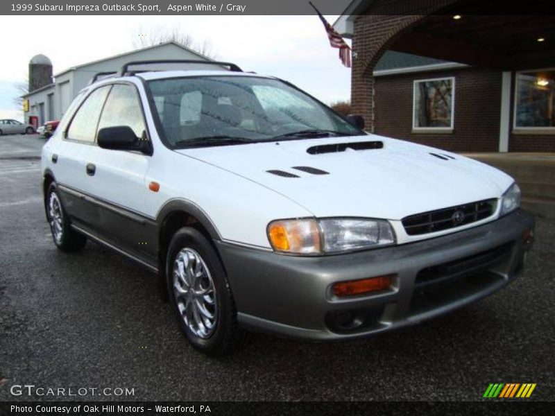 Aspen White / Gray 1999 Subaru Impreza Outback Sport