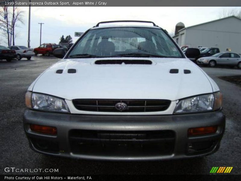 Aspen White / Gray 1999 Subaru Impreza Outback Sport