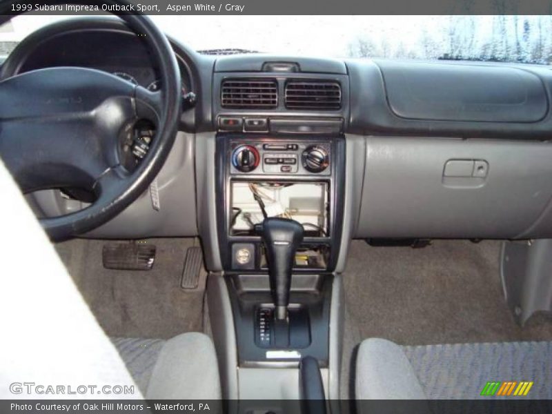 Aspen White / Gray 1999 Subaru Impreza Outback Sport