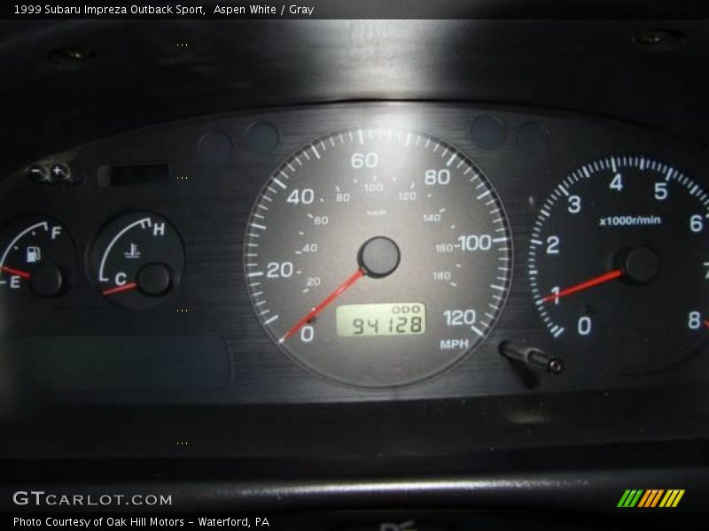 Aspen White / Gray 1999 Subaru Impreza Outback Sport