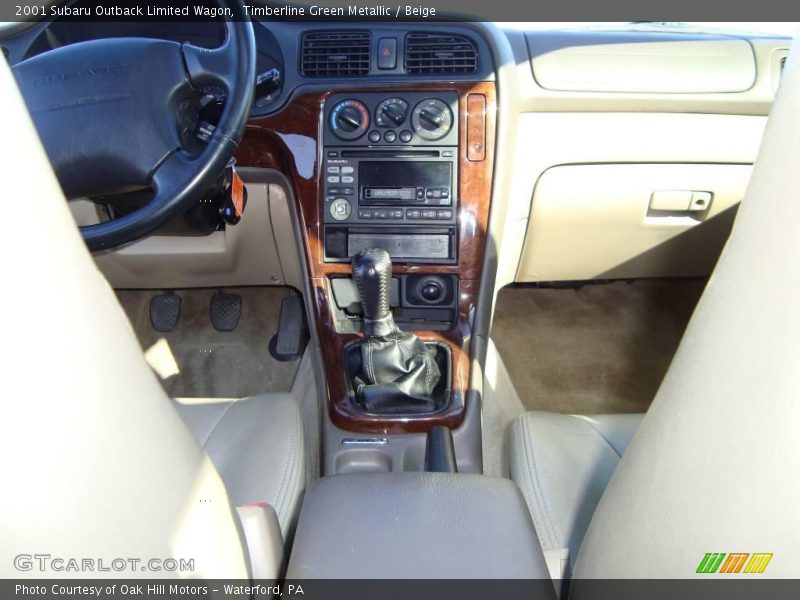 Timberline Green Metallic / Beige 2001 Subaru Outback Limited Wagon