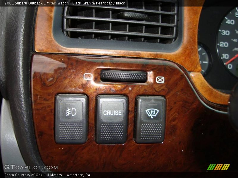 Black Granite Pearlcoat / Black 2001 Subaru Outback Limited Wagon